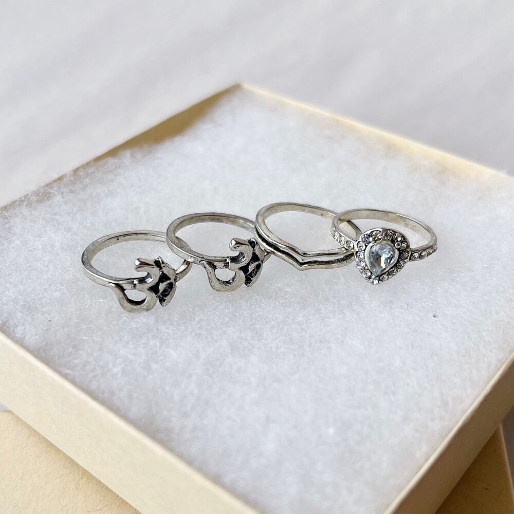 Silver Tone Rings Costume Jewelry Lot of 4 Size 6 6.5
